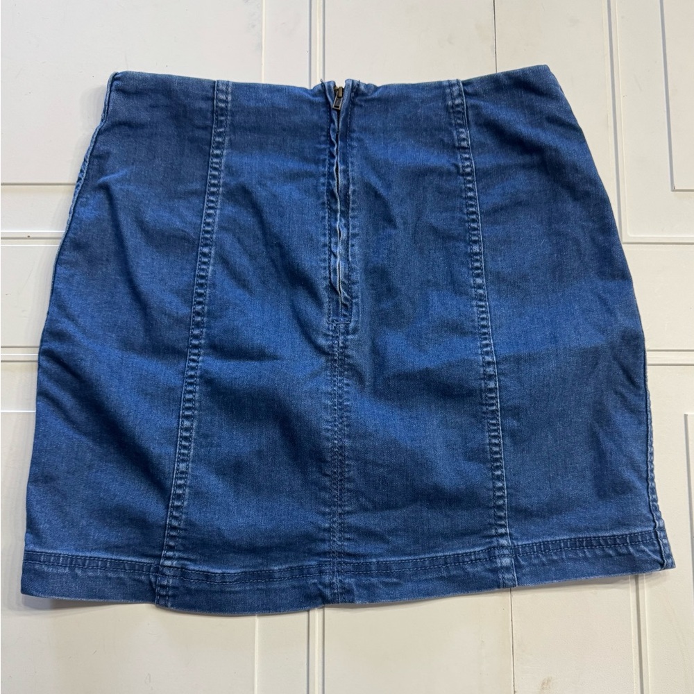 Free People Womens Size 8 Denim Mini Skirt Blue Stretch Festival - Picture 5 of 5